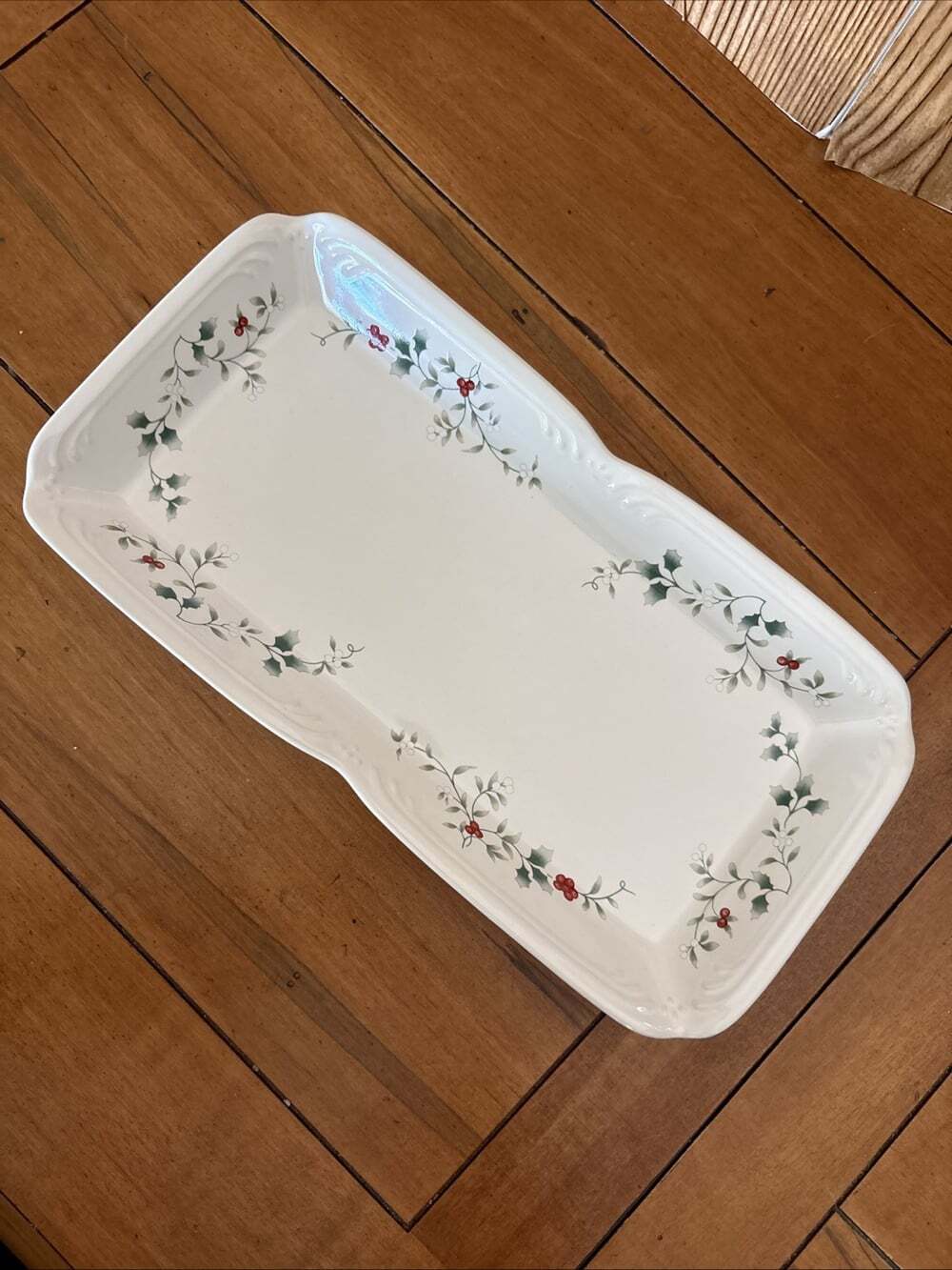 Pfaltzgraff Vintage Winterberry Rectangular Tray 11" Stoneware Holiday